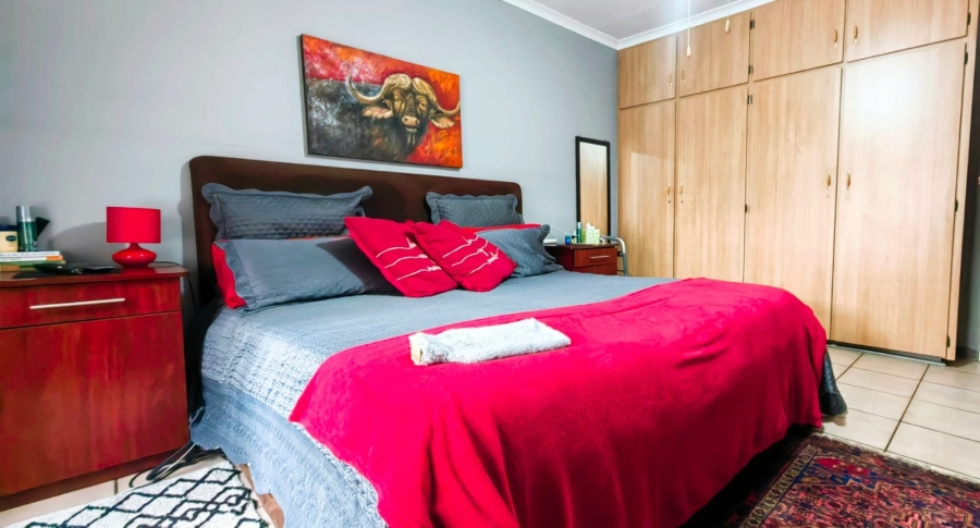 2 Bedroom Property for Sale in Miederpark North West